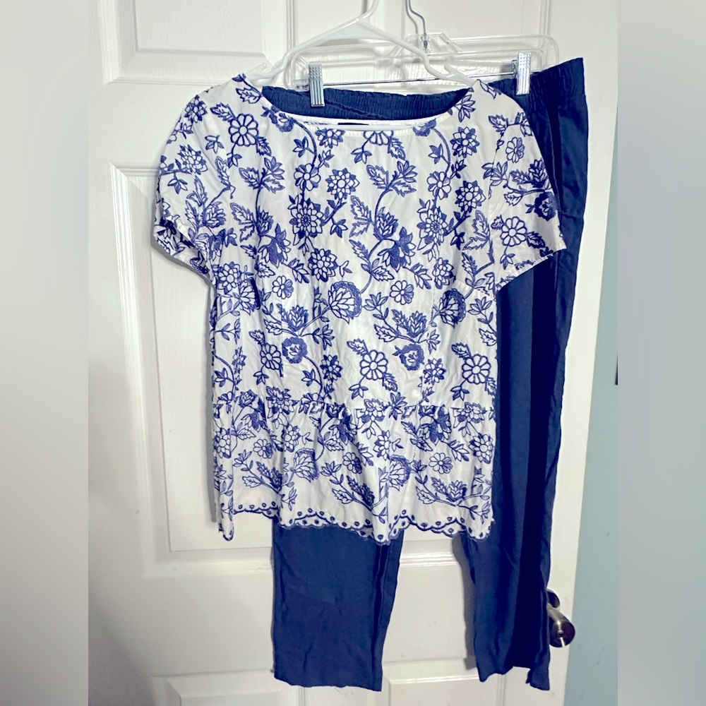 Talbots Blue Floral Top and Pants Set